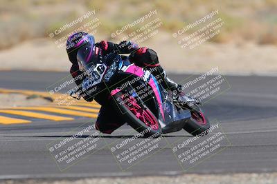 media/Oct-08-2022-SoCal Trackdays (Sat) [[1fc3beec89]]/Turn 16 (125pm)/